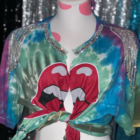 Reworked Graphic Rolling Stones Bling T shirt. - Picture 3 of 3